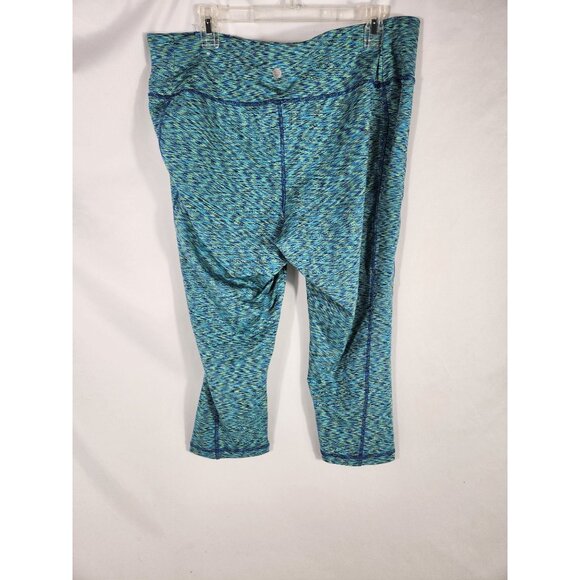 NWOT Livi Active Womens Plus Capri Atlhetic Running Leggings 18/20 - Picture 2 of 4